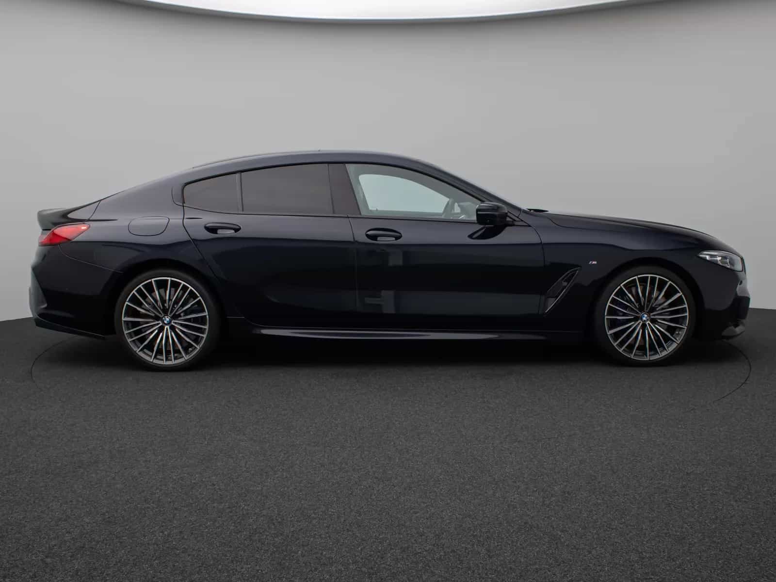 BMW M850 04/2021-photo-4