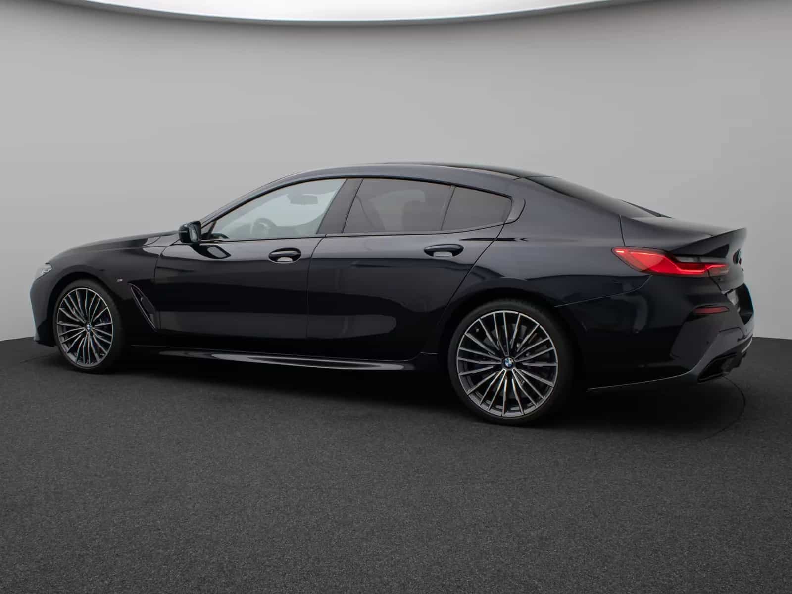 BMW M850 04/2021-photo-9