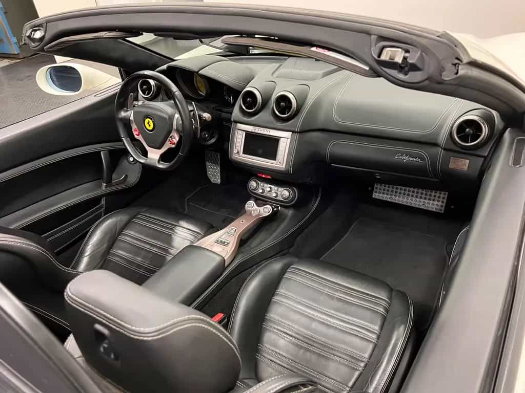 Ferrari California 4.3 V8 *KERAMIK*LEDER*NAVI*BI-XENON* 02/2012-photo-15