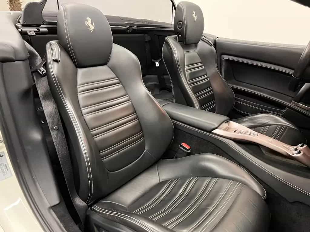 Ferrari California 4.3 V8 *KERAMIK*LEDER*NAVI*BI-XENON* 02/2012-photo-18