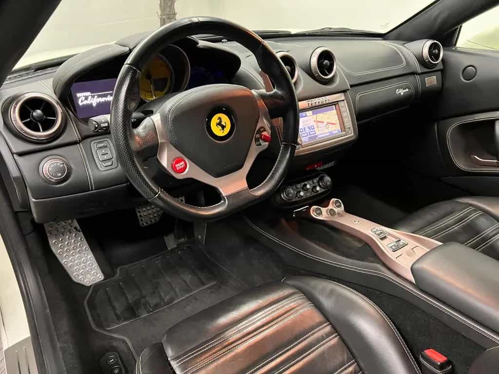 Ferrari California 4.3 V8 *KERAMIK*LEDER*NAVI*BI-XENON* 02/2012-photo-20