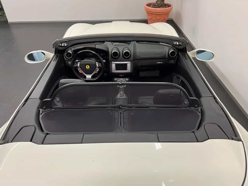 Ferrari California 4.3 V8 *KERAMIK*LEDER*NAVI*BI-XENON* 02/2012-photo-24