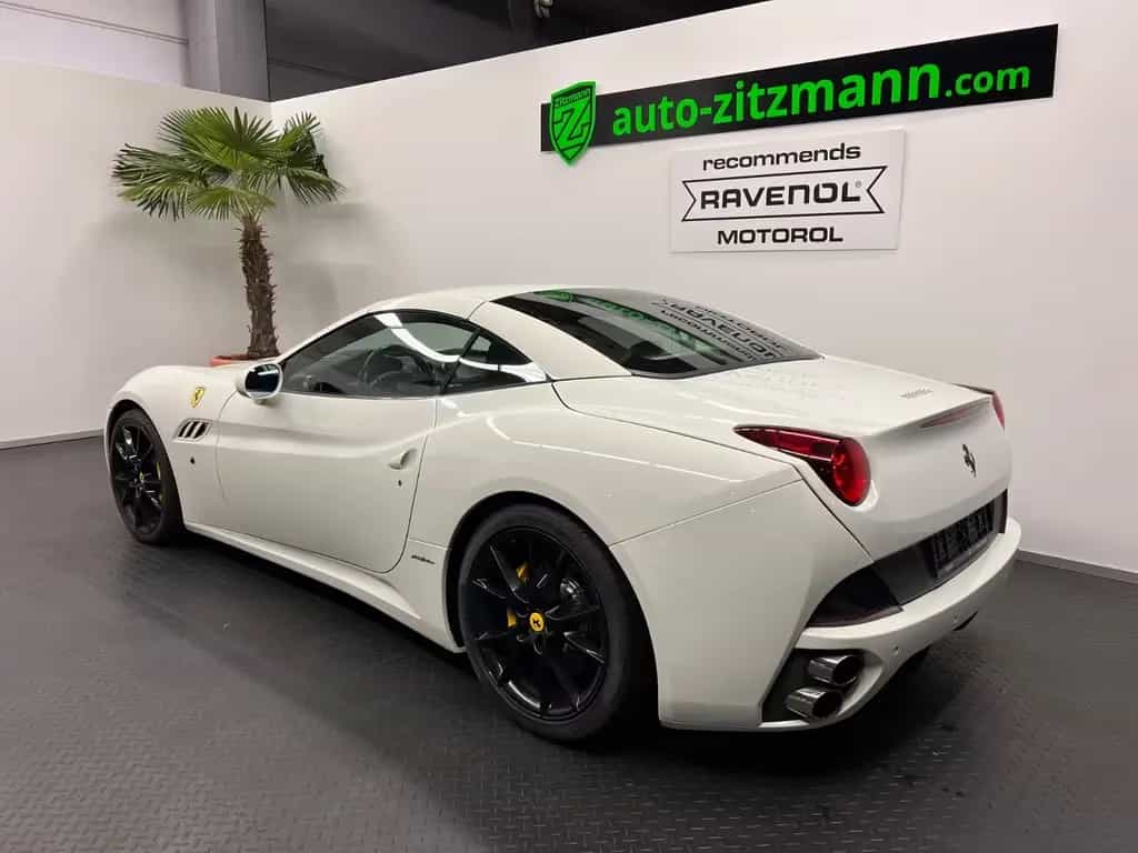 Ferrari California 4.3 V8 *KERAMIK*LEDER*NAVI*BI-XENON* 02/2012-photo-5