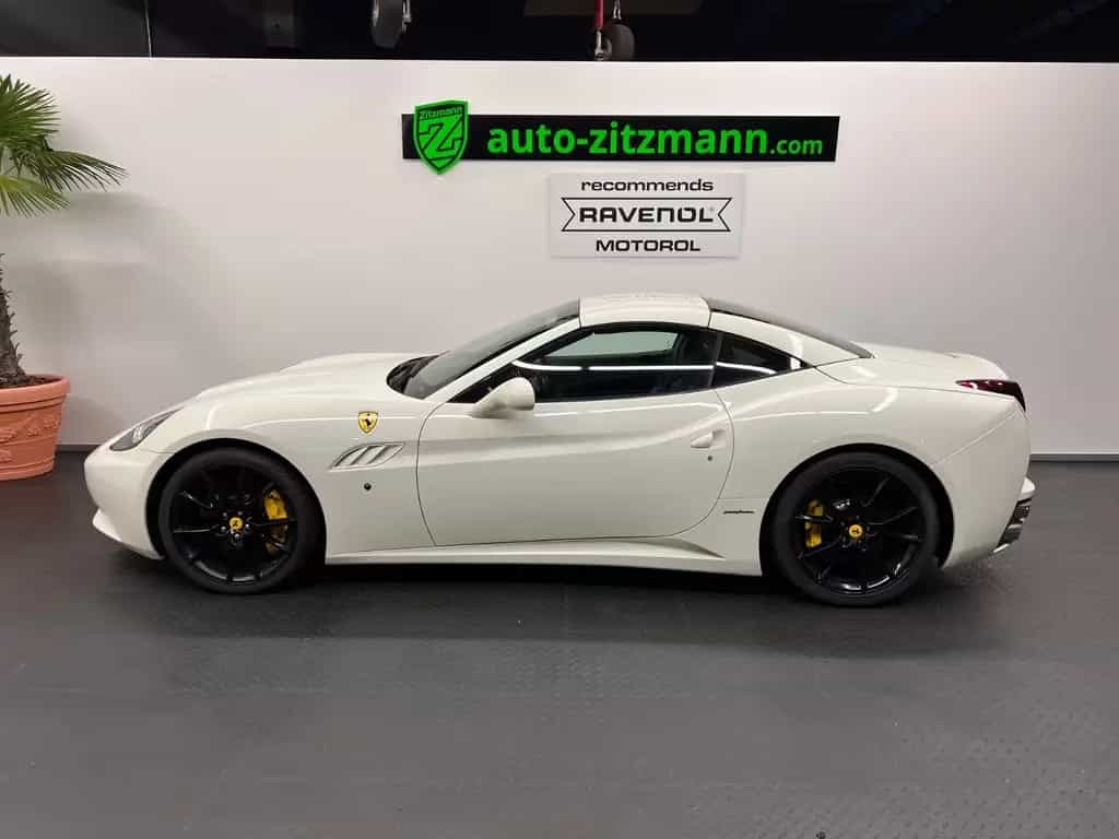 Ferrari California 4.3 V8 *KERAMIK*LEDER*NAVI*BI-XENON* 02/2012-photo-6