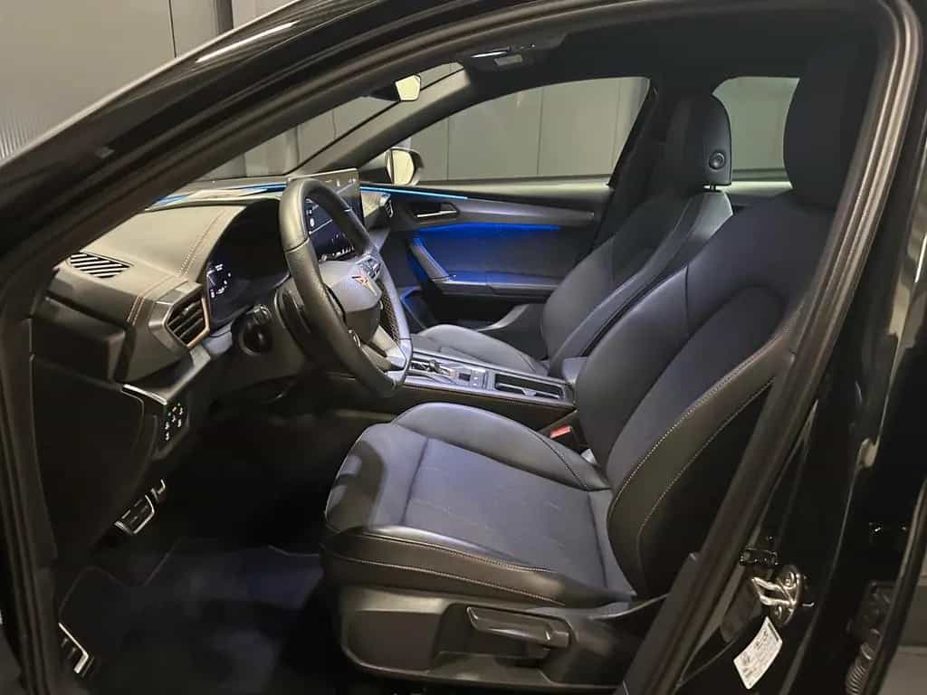 Cupra Leon Sportstourer 1.5 eTSI *FACELIFT*18Zoll*EDGE 11/2024-photo-12