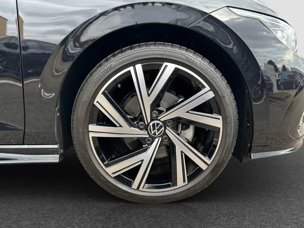 Volkswagen Golf 8 Var. 1.5 eTSI DSG R-Line LED KAM NAV 02/2024-photo-11