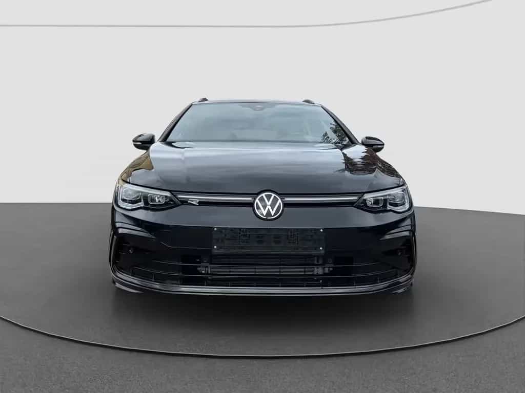 Volkswagen Golf 8 Var. 1.5 eTSI DSG R-Line LED KAM NAV 02/2024-photo-4
