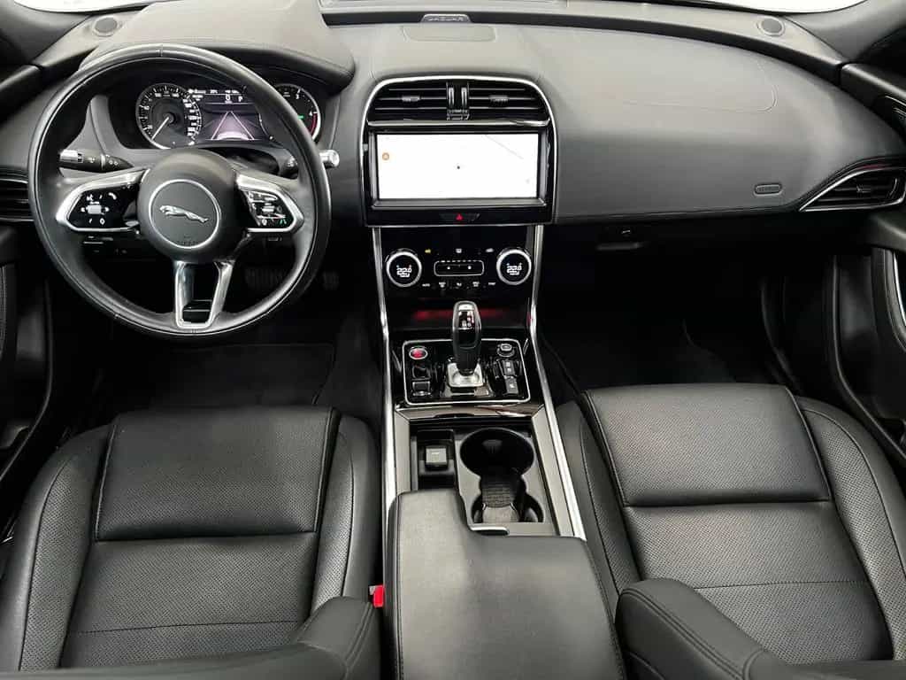 Jaguar XE S  AWD 4x4 *LEDER*PANO*LED*NAVI*ACC*360°CAM* 03/2021-photo-9