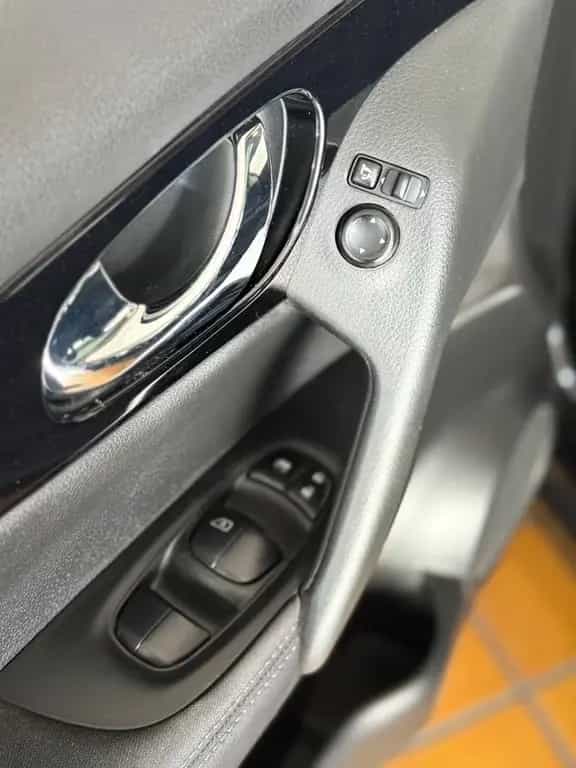 Nissan Qashqai N-Connecta/NAVI/PANO/360°/SHZ/ALU/SPUR/ 09/2016-photo-19
