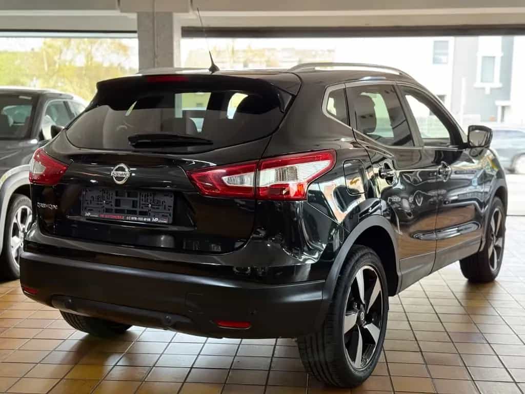 Nissan Qashqai N-Connecta/NAVI/PANO/360°/SHZ/ALU/SPUR/ 09/2016-photo-4