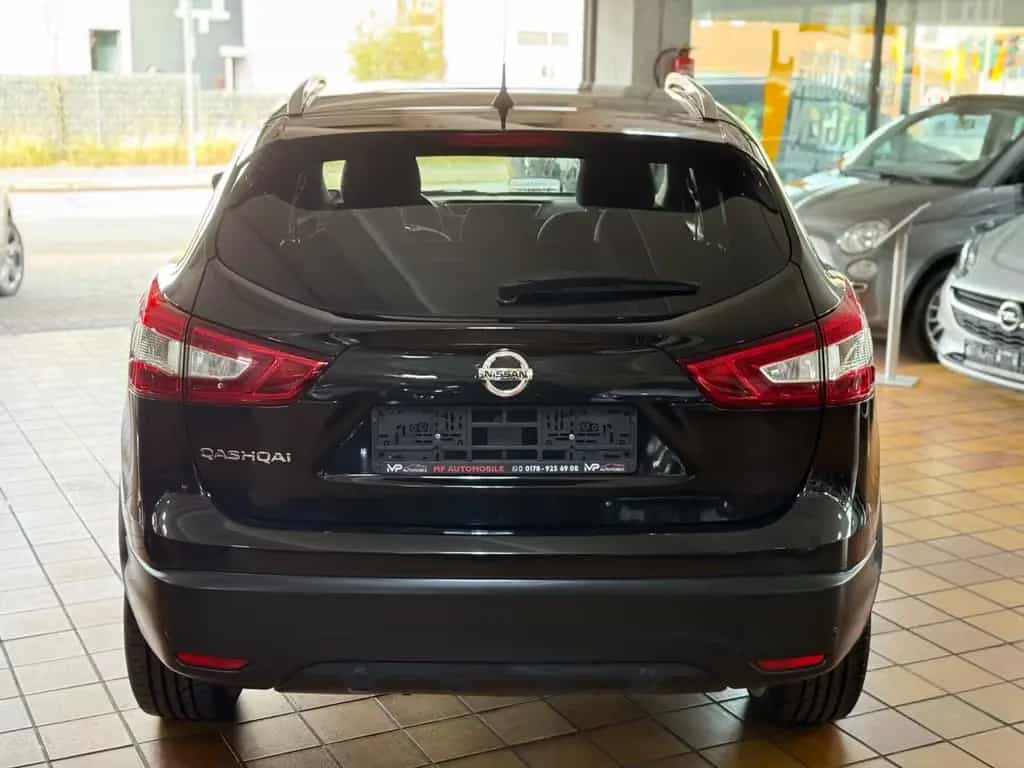 Nissan Qashqai N-Connecta/NAVI/PANO/360°/SHZ/ALU/SPUR/ 09/2016-photo-5
