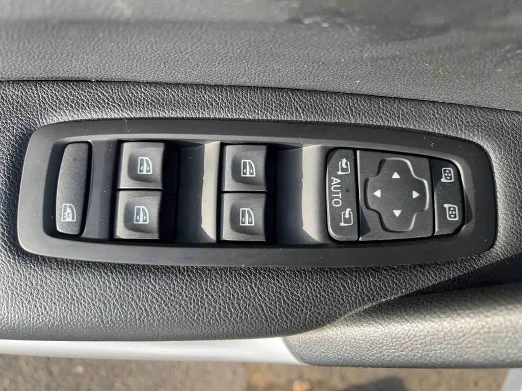 Renault Kadjar BOSE EDITION TCe 140 SITZHEIZUNG 02/2020-photo-19