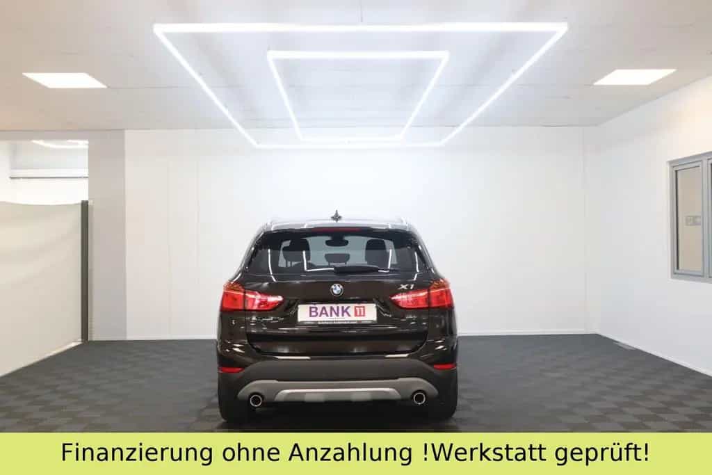 BMW X1 xDrive 20 d xLine*TEMPO*PDC*LED 12/2017-photo-11