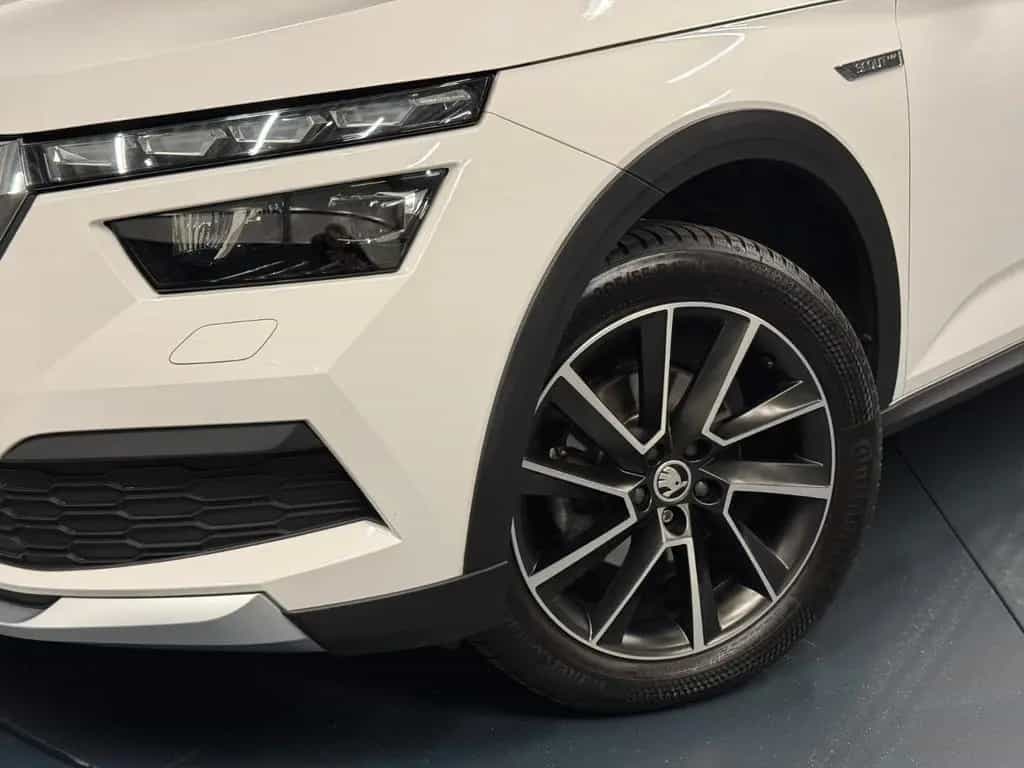 Skoda Kamiq ScoutLine *DigCockp.*NAVI*CarPlay*Voll/LED 12/2021-photo-1