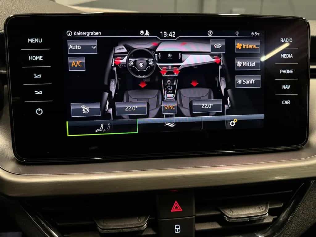 Skoda Kamiq ScoutLine *DigCockp.*NAVI*CarPlay*Voll/LED 12/2021-photo-18