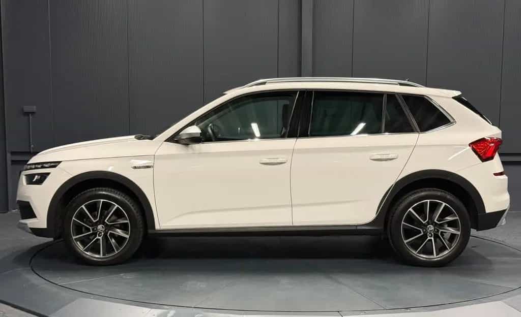 Skoda Kamiq ScoutLine *DigCockp.*NAVI*CarPlay*Voll/LED 12/2021-photo-2