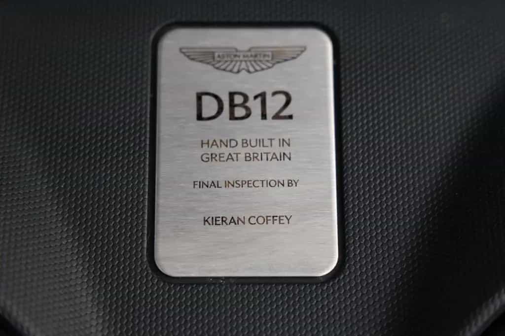 Aston Martin DB12 Volante 1. Hand 07/2024-photo-22