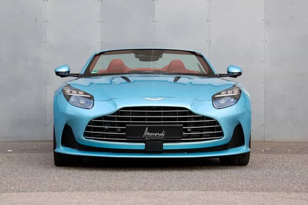 Aston Martin DB12 Volante 1. Hand 07/2024-photo-4