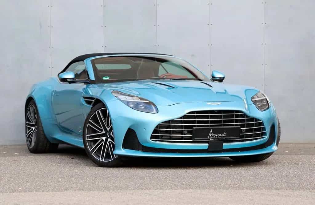 Aston Martin DB12 Volante 1. Hand 07/2024-photo-7