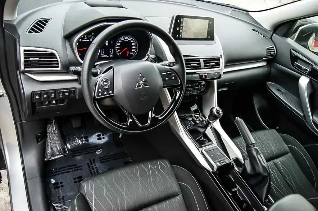 Mitsubishi Eclipse Cross Intro Edition2WD 1HAND LED HEAD-UP 11/2018-photo-10