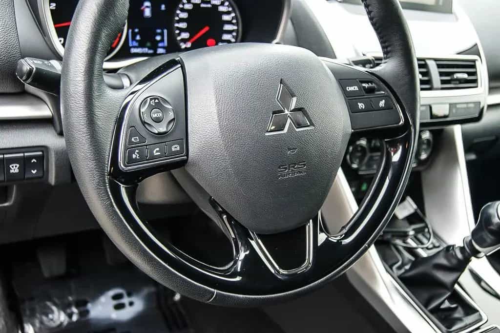 Mitsubishi Eclipse Cross Intro Edition2WD 1HAND LED HEAD-UP 11/2018-photo-11