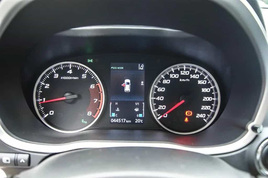 Mitsubishi Eclipse Cross Intro Edition2WD 1HAND LED HEAD-UP 11/2018-photo-14