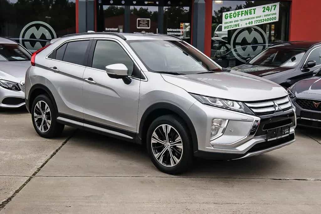 Mitsubishi Eclipse Cross Intro Edition2WD 1HAND LED HEAD-UP 11/2018-photo-2