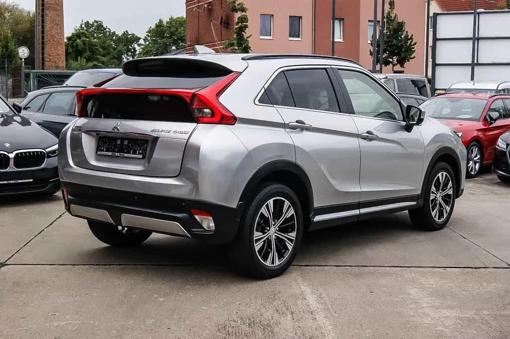 Mitsubishi Eclipse Cross Intro Edition2WD 1HAND LED HEAD-UP 11/2018-photo-3