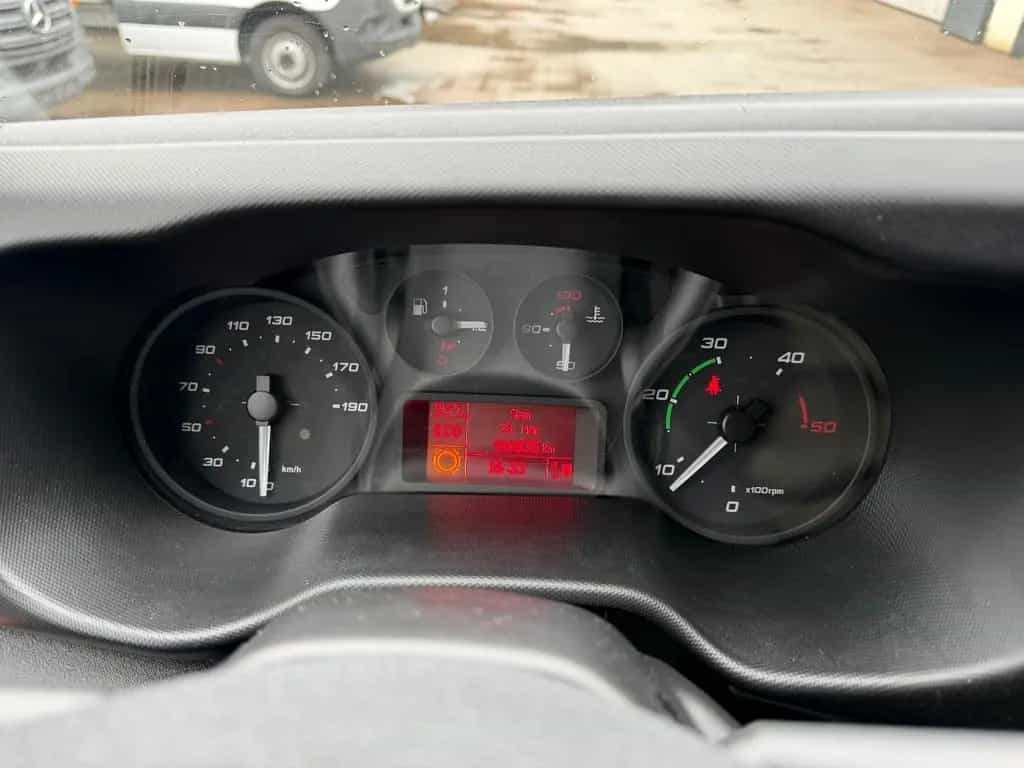 Iveco Daily 70C170 Automatik Koffer Ladebordwand 7,2t 06/2015-photo-17