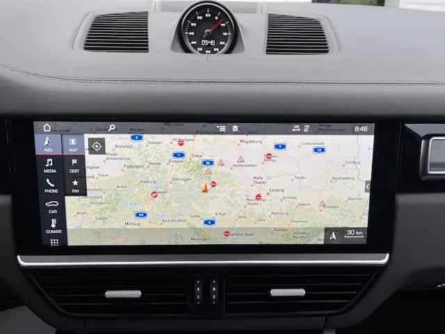 Porsche Cayenne Turbo MATRIX ACC HUD PANO VIEW 09/2019-photo-16
