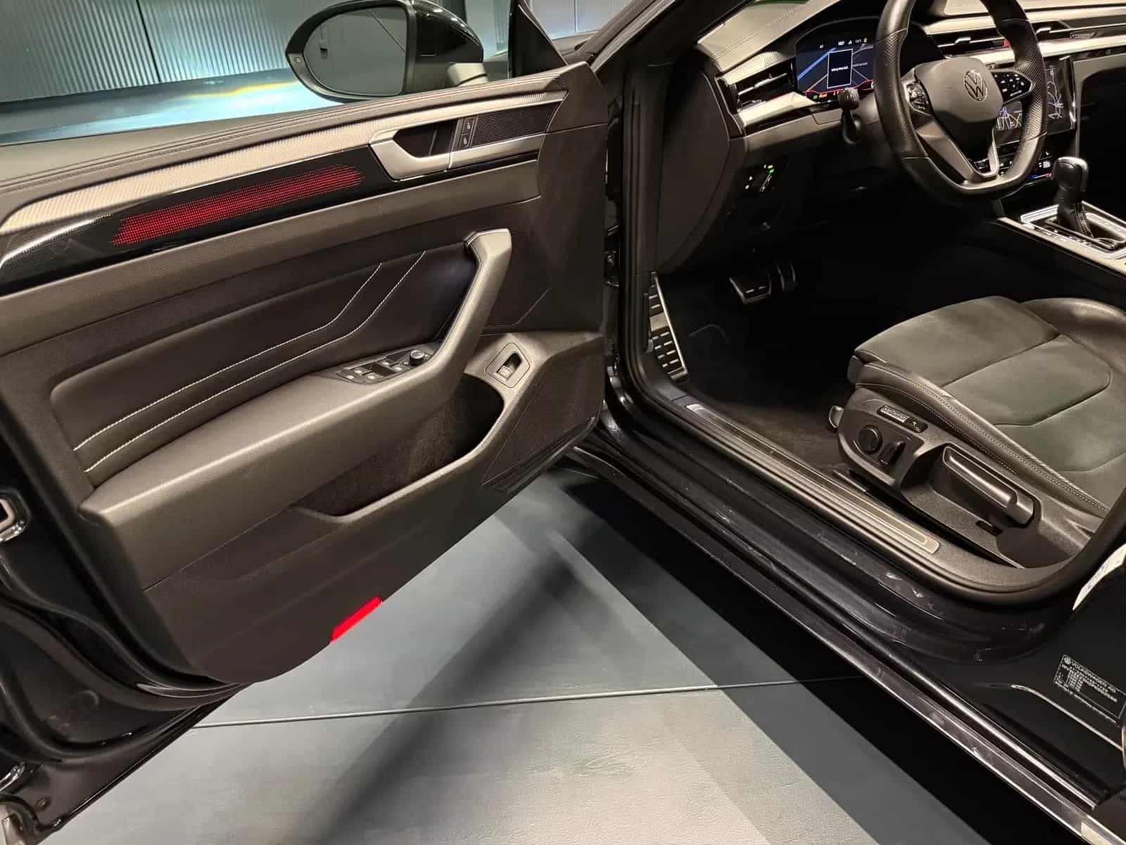 Volkswagen Arteon 11/2022-photo-23