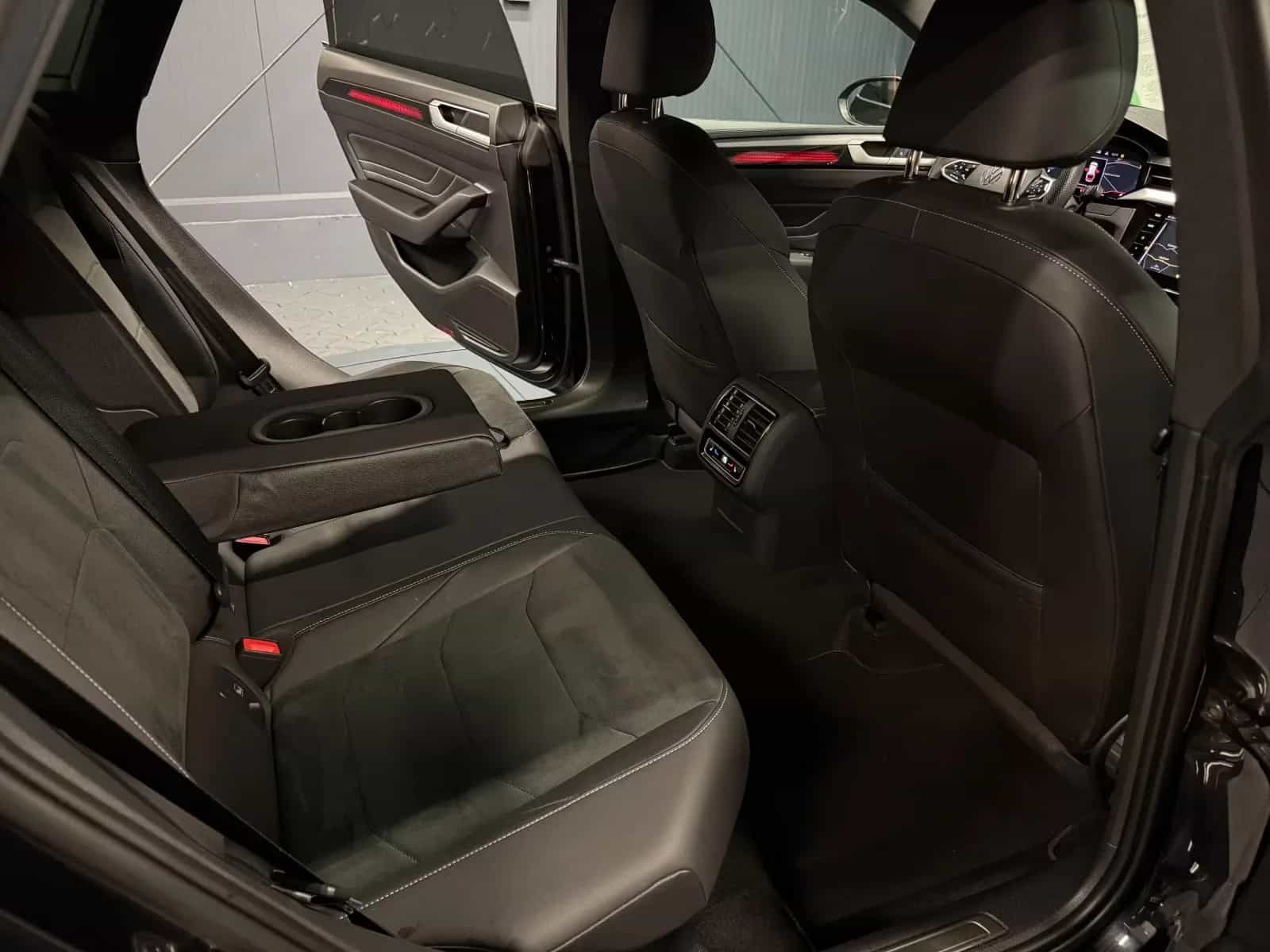 Volkswagen Arteon 11/2022-photo-30