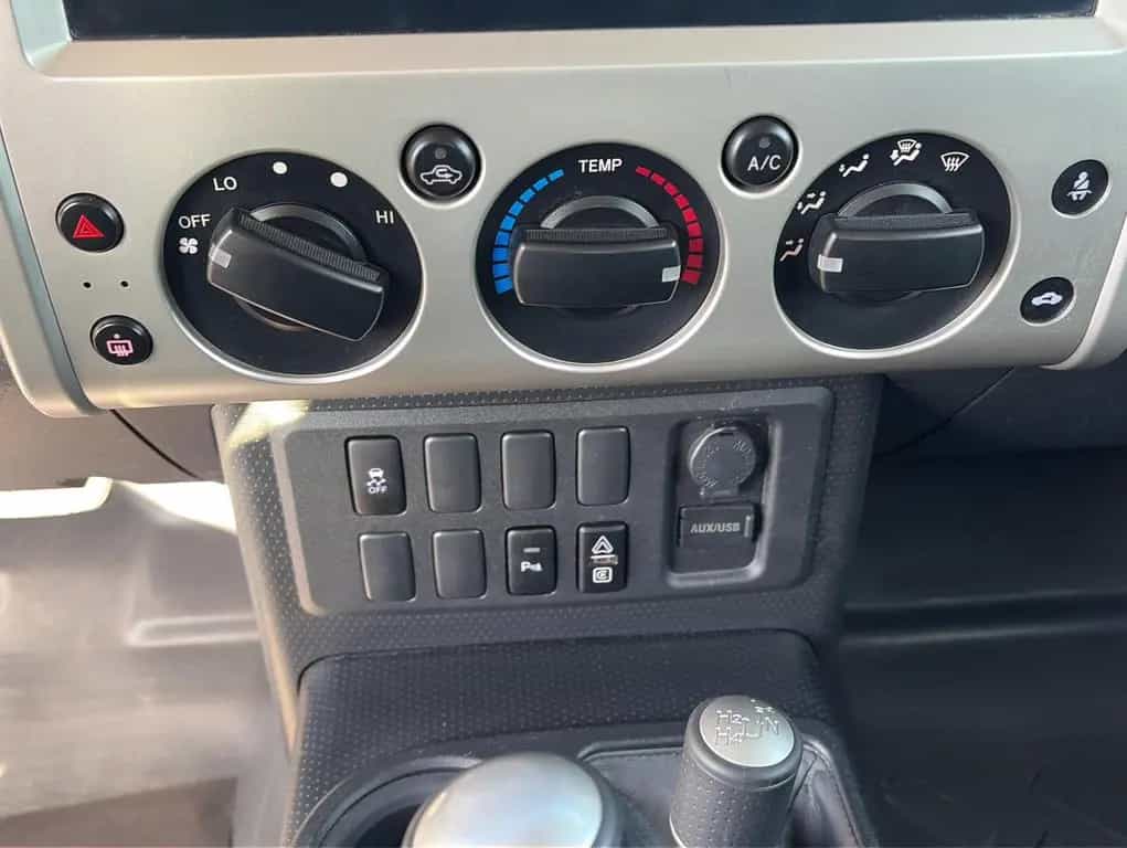 Toyota FJ Cruiser 4.0 V6 VVT-i Btw 11/2021-photo-14