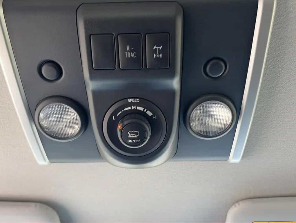 Toyota FJ Cruiser 4.0 V6 VVT-i Btw 11/2021-photo-27