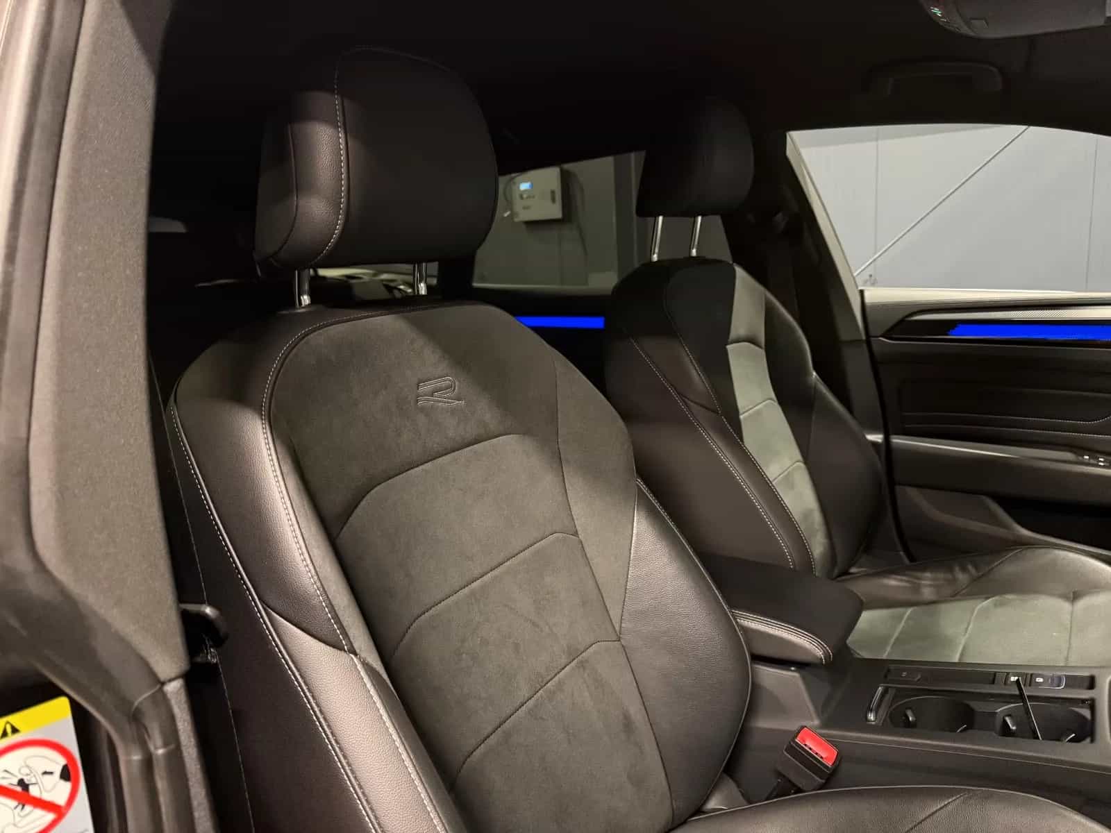 Volkswagen Arteon 11/2022-photo-12