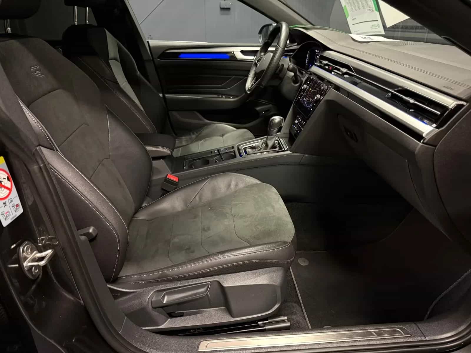 Volkswagen Arteon 11/2022-photo-13