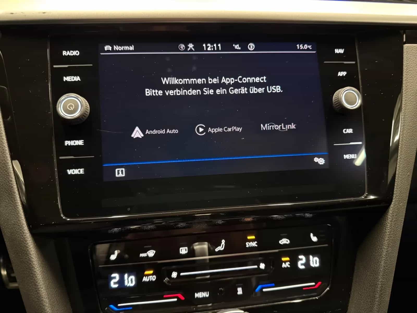 Volkswagen Arteon 11/2022-photo-19