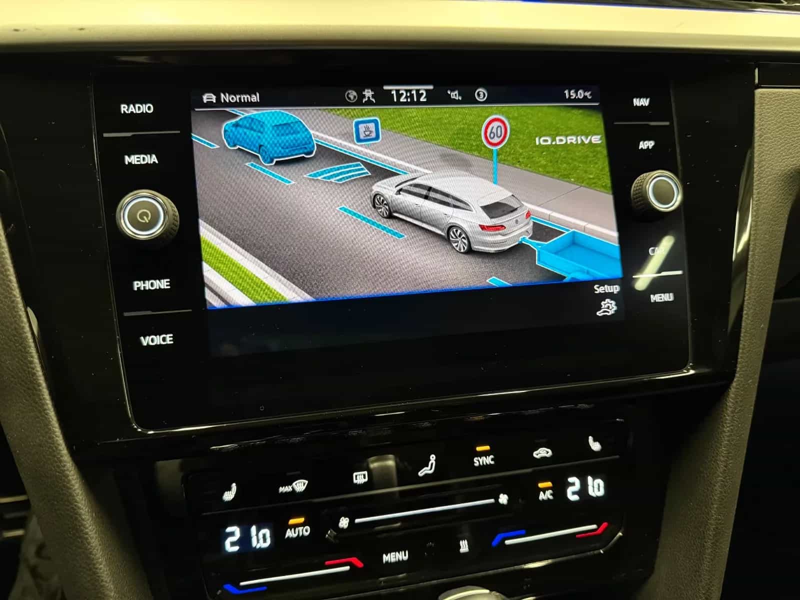 Volkswagen Arteon 11/2022-photo-20