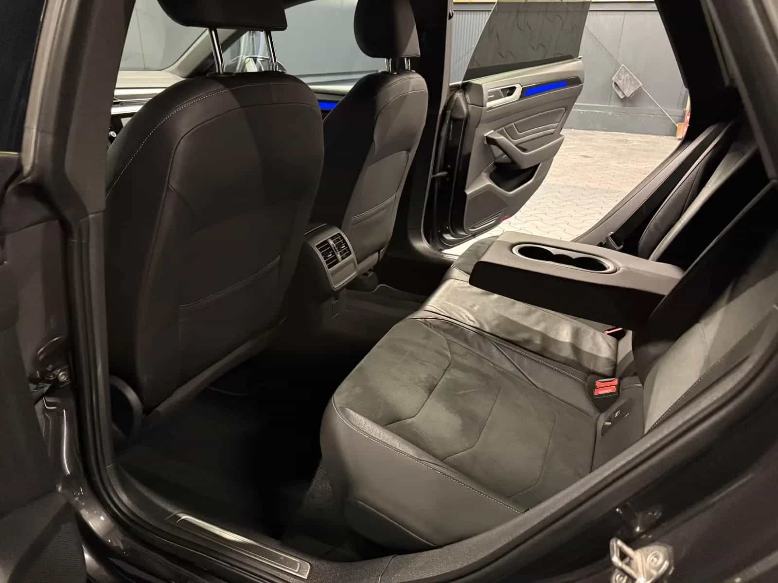 Volkswagen Arteon 11/2022-photo-27