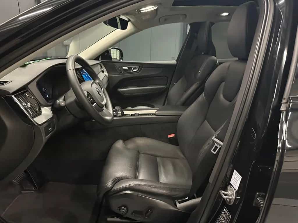 Volvo XC60 Plus Dark AWD *PANORAMA*360*LEDER*HIFI* 03/2023-photo-15