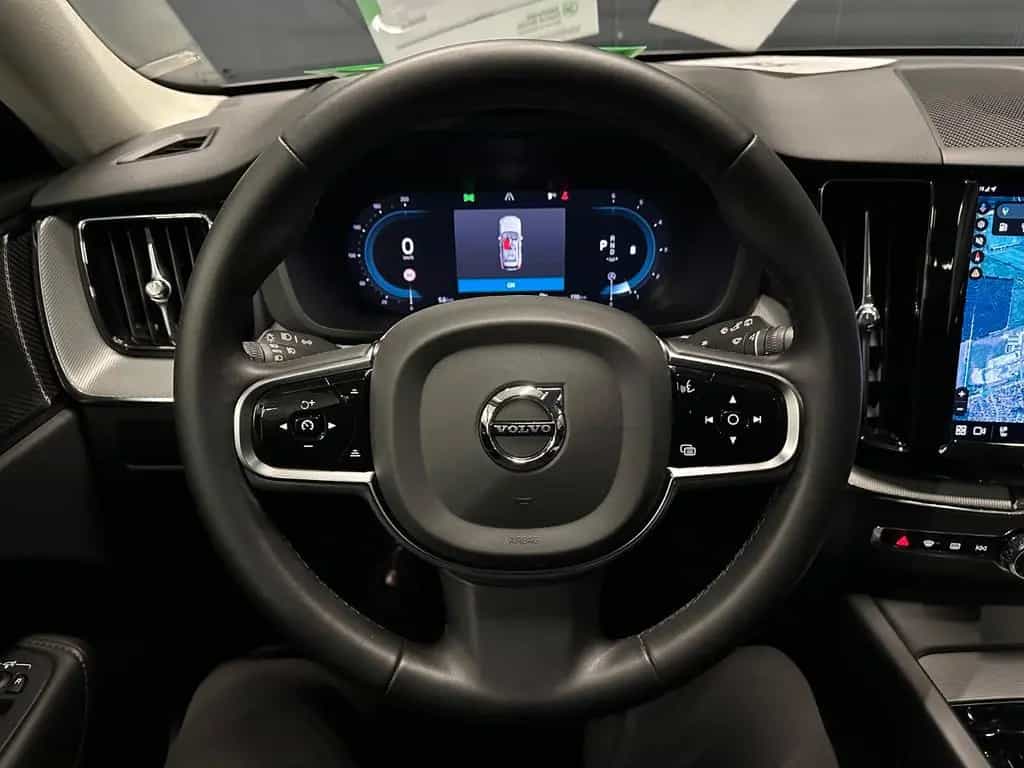 Volvo XC60 Plus Dark AWD *PANORAMA*360*LEDER*HIFI* 03/2023-photo-17