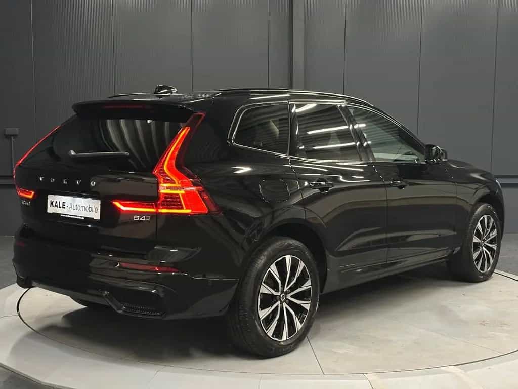Volvo XC60 Plus Dark AWD *PANORAMA*360*LEDER*HIFI* 03/2023-photo-4