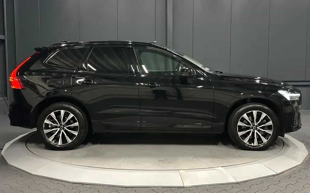 Volvo XC60 Plus Dark AWD *PANORAMA*360*LEDER*HIFI* 03/2023-photo-5
