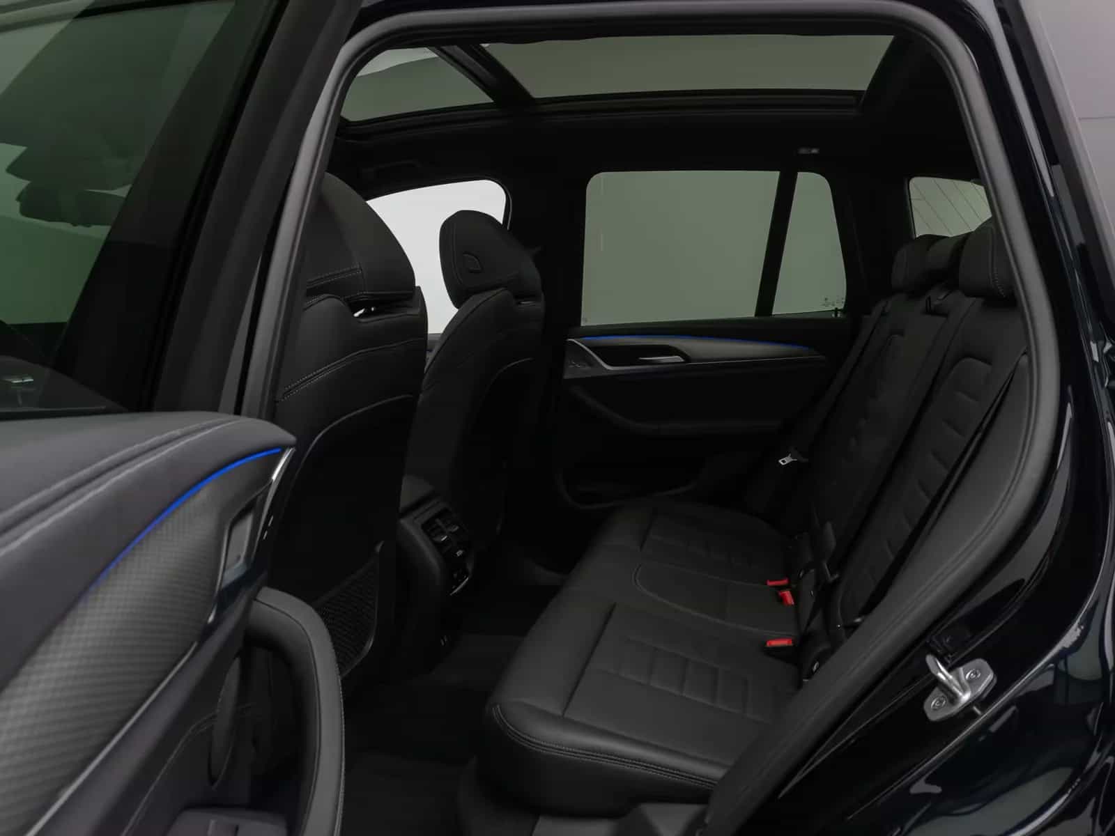 BMW X3 M40 06/2021-photo-24