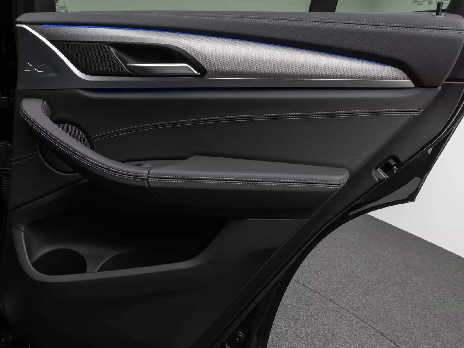 BMW X3 M40 06/2021-photo-32