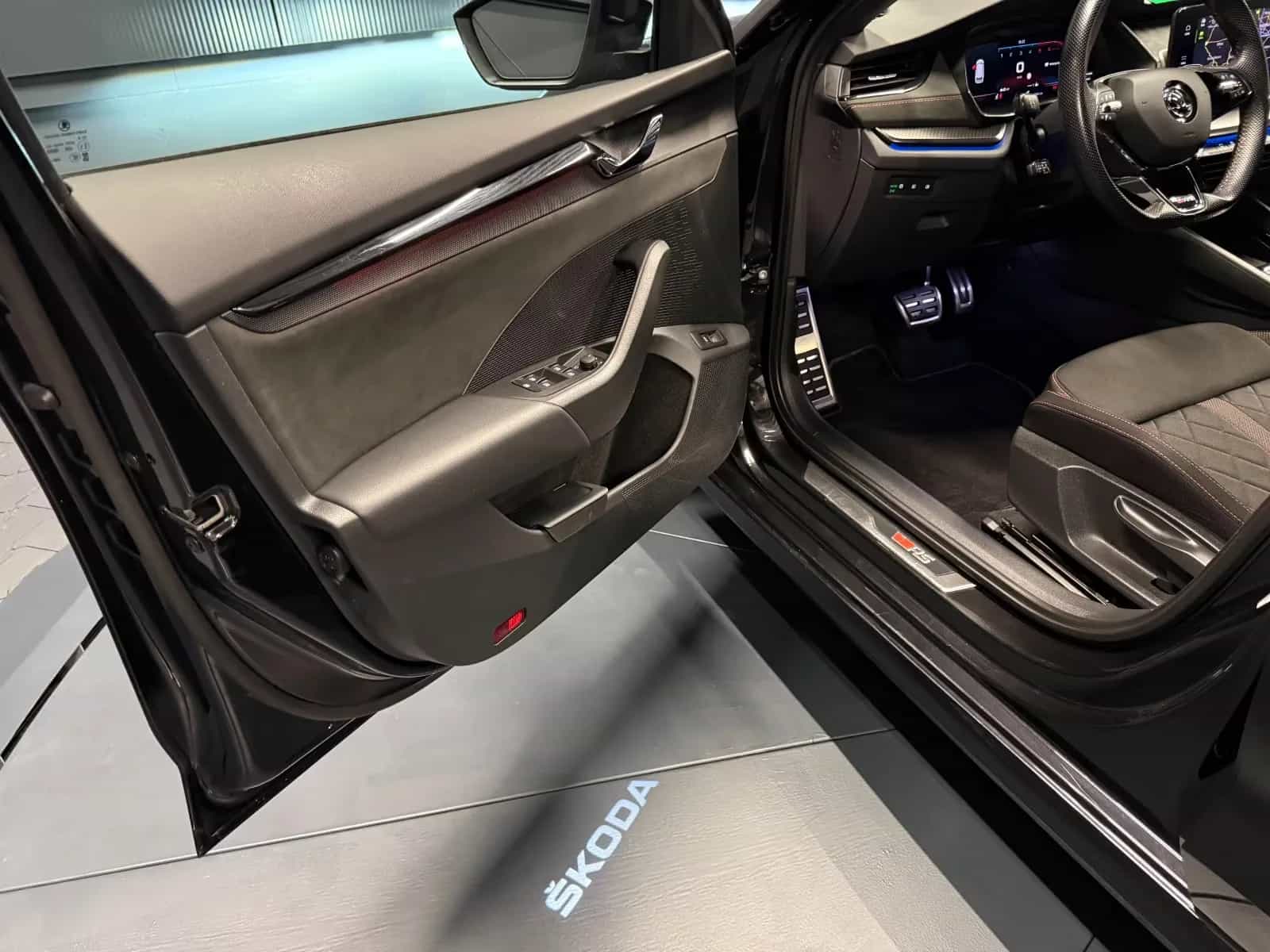 Skoda Octavia 11/2022-photo-24
