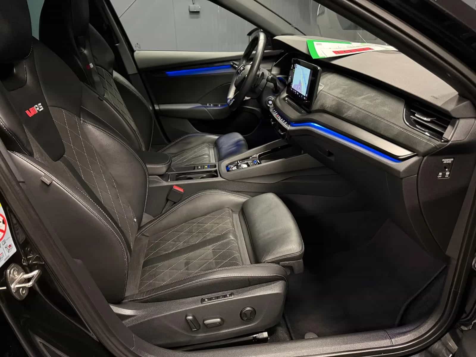 Skoda Octavia 09/2022-photo-11