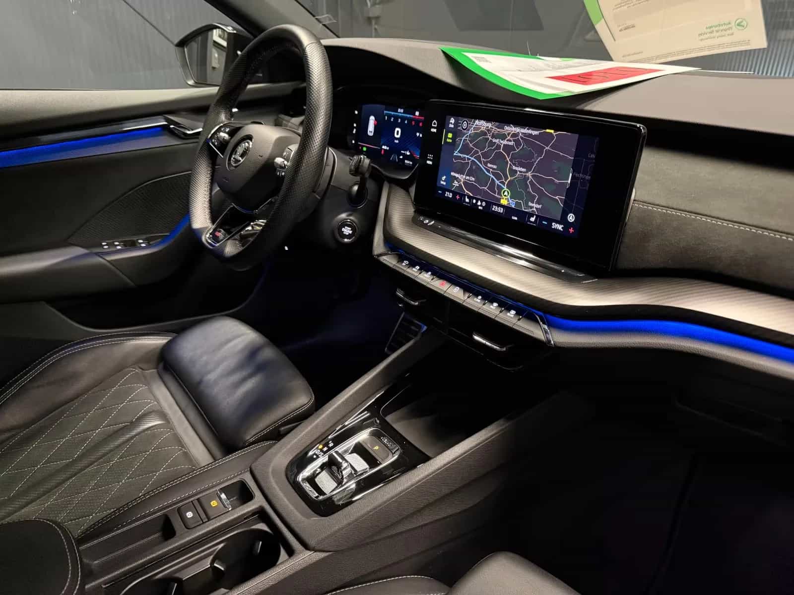Skoda Octavia 09/2022-photo-12