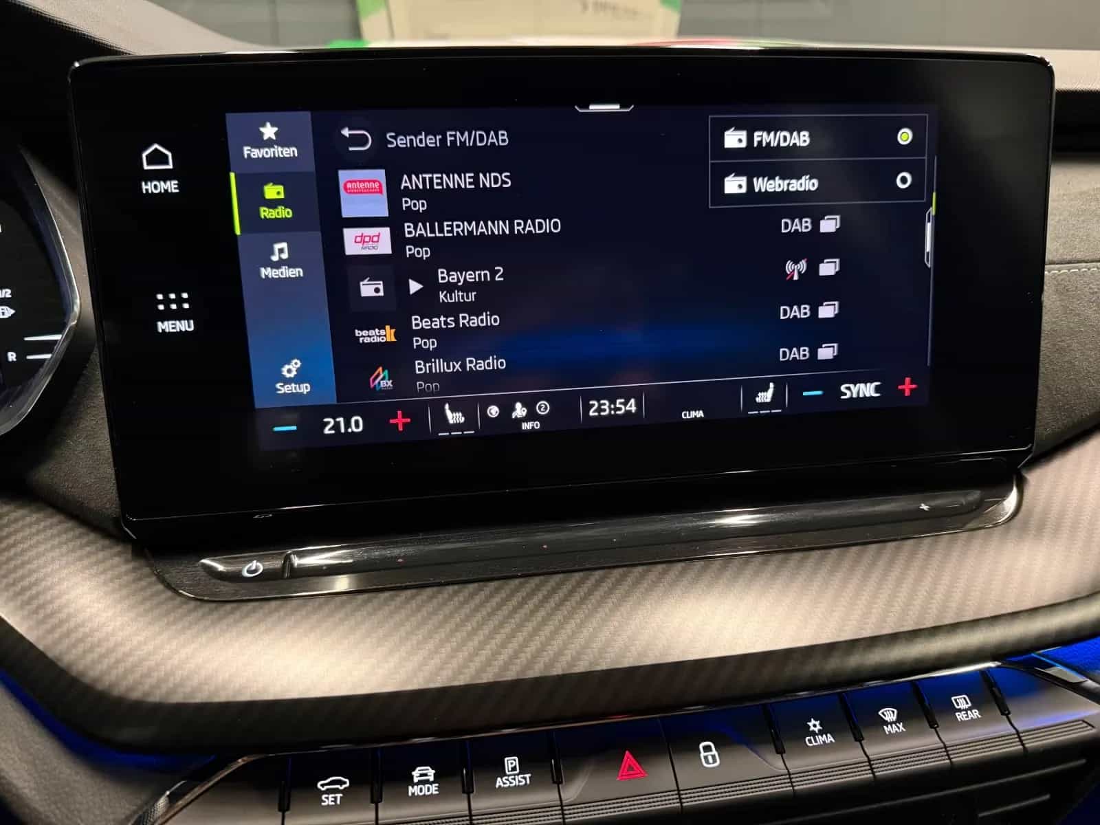 Skoda Octavia 09/2022-photo-17