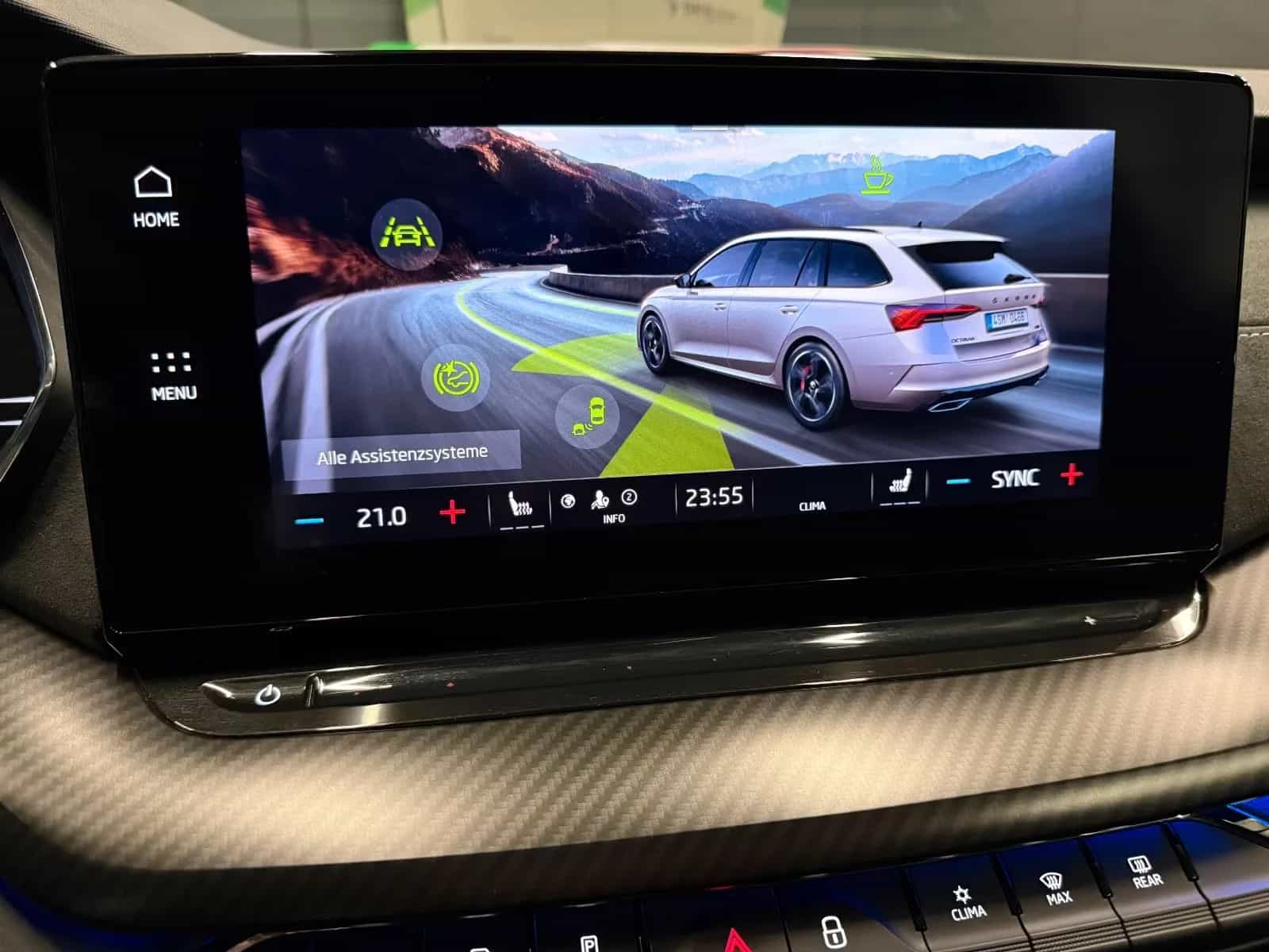 Skoda Octavia 09/2022-photo-19
